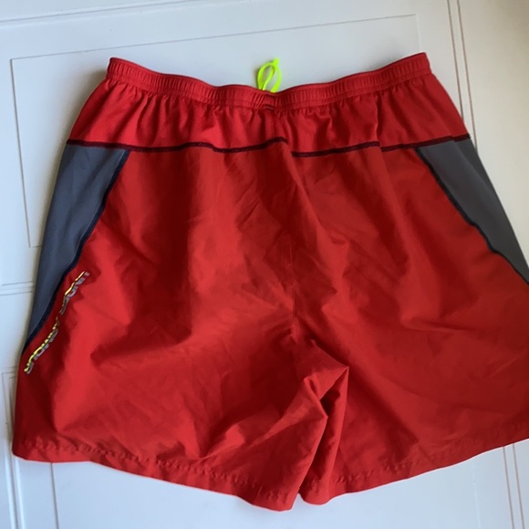 Men’s Under Armour Shorts Orange XL - Picture 7 of 7